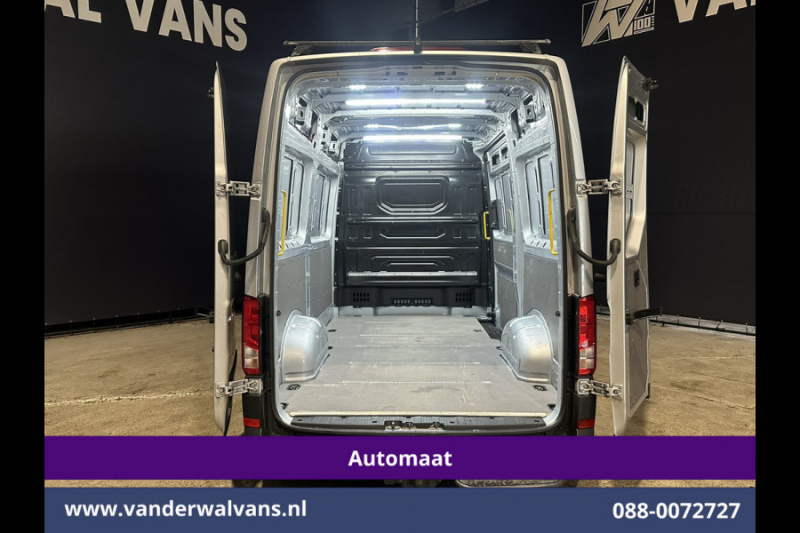 Volkswagen Crafter 2.0 TDI 141pk Automaat L3H3 L2H2 Euro6 Airco | Camera | Navigatie | Apple Carplay | Adaptieve Cruisecontrol | 3000kg Trekhaak Android Auto, Chauffeursstoel, Tachograaf, Parkeersensoren