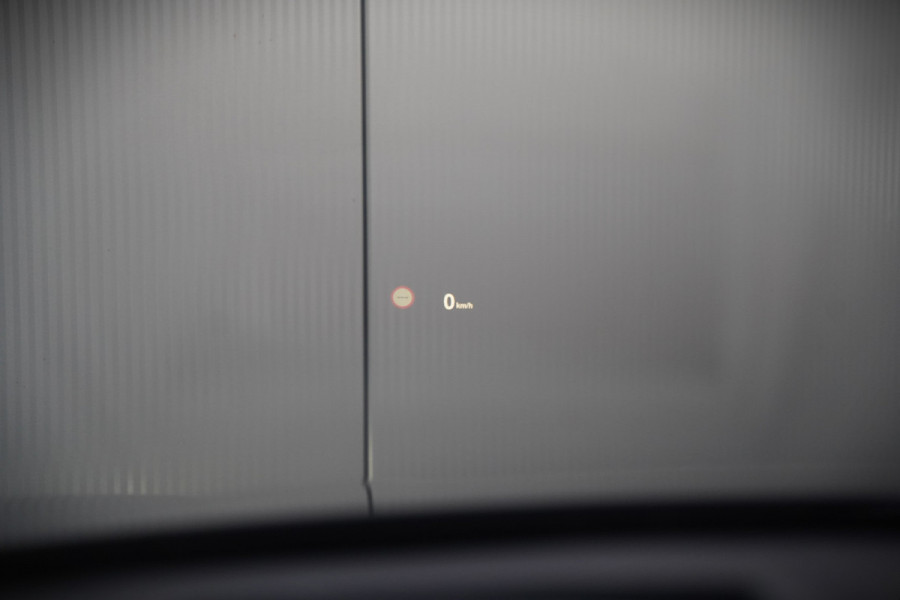BMW X1 xDrive20i High Executive | Panoramadak | Head-Up Display | Stoelverwarming | HIFI | Camera | Leer | Trekhaak | Cruise Control | LED | Navigatie | NAP | Dealer Onderhouden | Automaat | Parkeersensoren | Climate Contro
