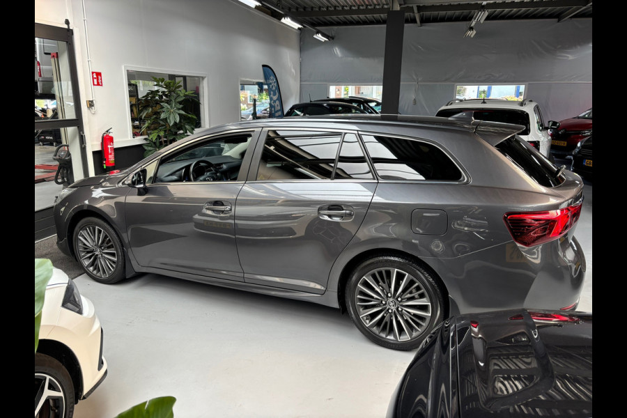 Toyota Avensis Touring Sports 1.8 VVT-i Edition / Camera