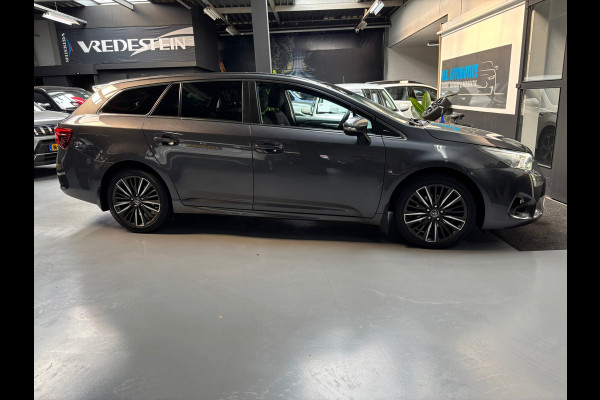 Toyota Avensis Touring Sports 1.8 VVT-i Edition / Camera