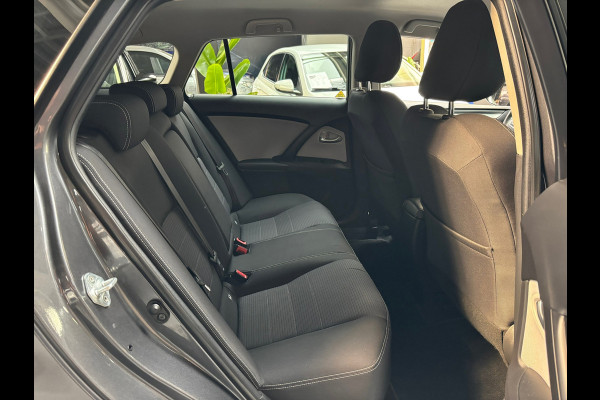 Toyota Avensis Touring Sports 1.8 VVT-i Edition / Camera