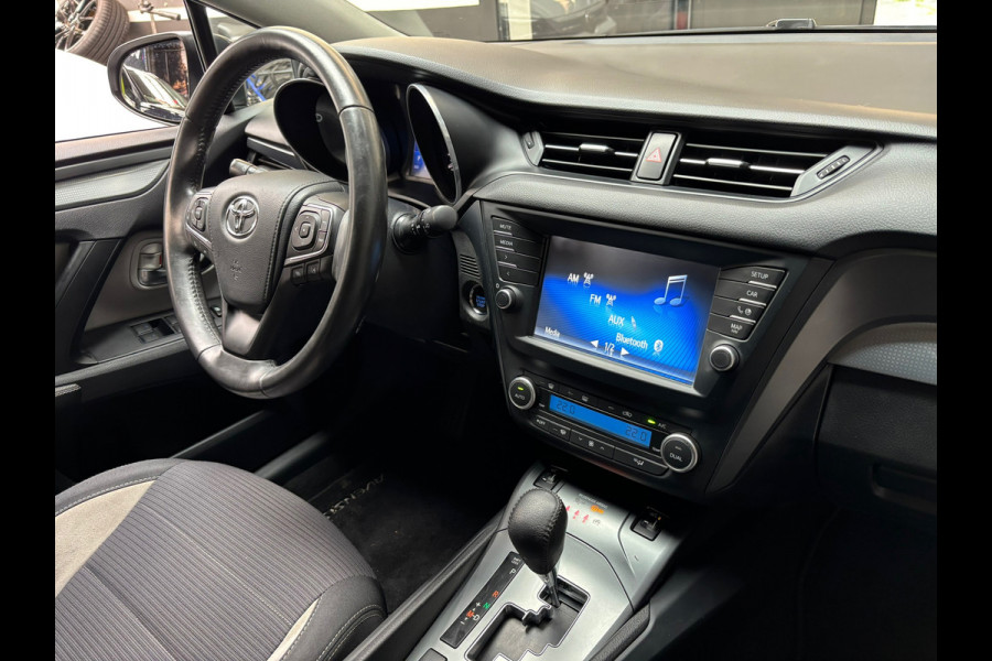 Toyota Avensis Touring Sports 1.8 VVT-i Edition / Camera