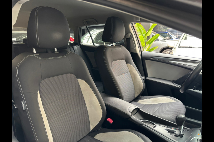 Toyota Avensis Touring Sports 1.8 VVT-i Edition / Camera