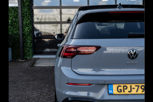 Volkswagen Golf 2.0 TDI DSG 200PK GTD | Pano | 19" R | Camera | BTW