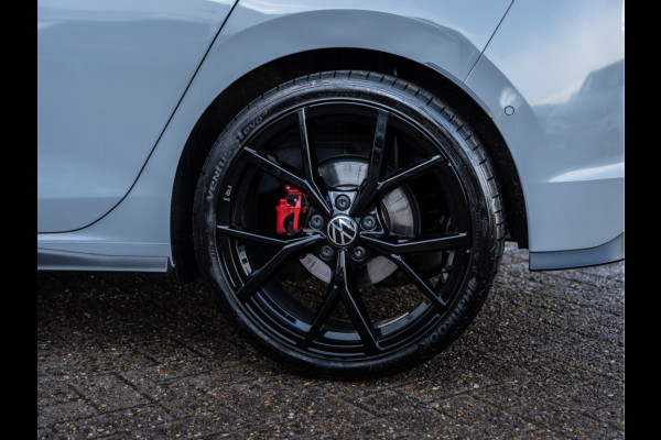Volkswagen Golf 2.0 TDI DSG 200PK GTD | Pano | 19" R | Camera | BTW