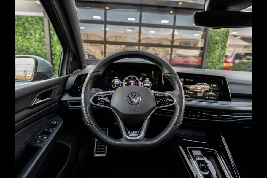 Volkswagen Golf 2.0 TDI DSG 200PK GTD | Pano | 19" R | Camera | BTW