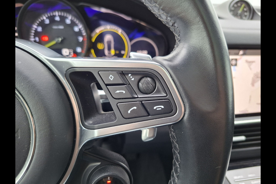 Porsche Cayenne Coupé 3.0 E-Hybrid Pano Trekhaak(3500) 360° Adapt.Cruise Memory Leder