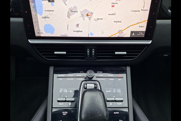 Porsche Cayenne Coupé 3.0 E-Hybrid Pano Trekhaak(3500) 360° Adapt.Cruise Memory Leder