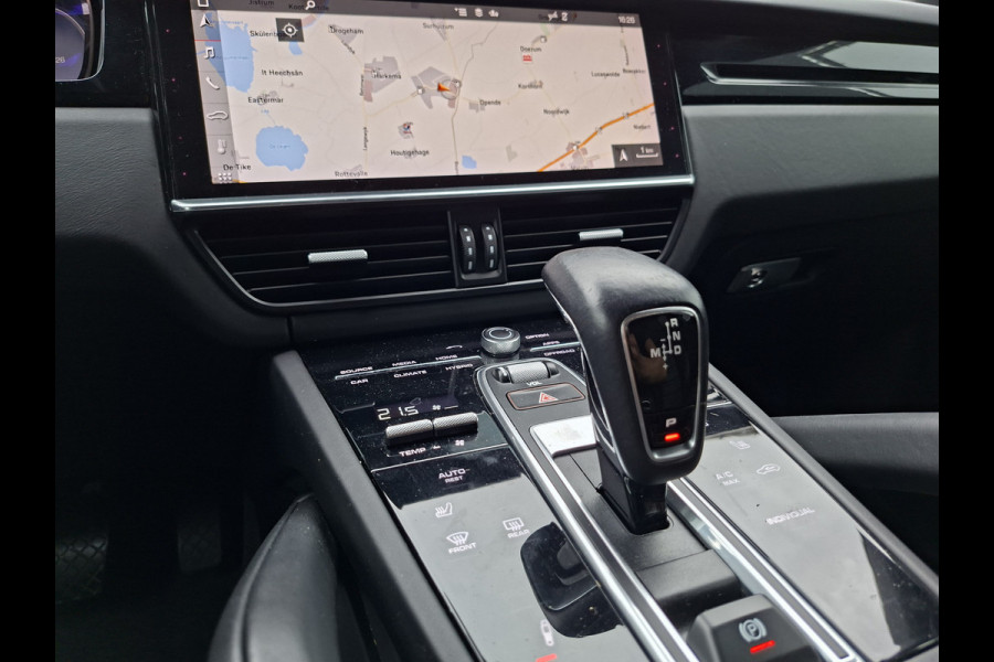 Porsche Cayenne Coupé 3.0 E-Hybrid Pano Trekhaak(3500) 360° Adapt.Cruise Memory Leder