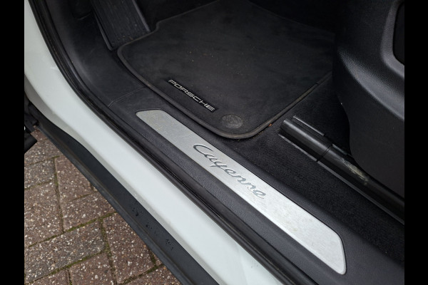 Porsche Cayenne Coupé 3.0 E-Hybrid Pano Trekhaak(3500) 360° Adapt.Cruise Memory Leder