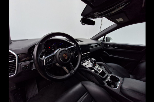 Porsche Cayenne Coupé 3.0 E-Hybrid Pano Trekhaak(3500) 360° Adapt.Cruise Memory Leder