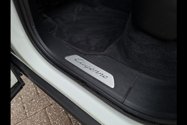 Porsche Cayenne Coupé 3.0 E-Hybrid Pano Trekhaak(3500) 360° Adapt.Cruise Memory Leder