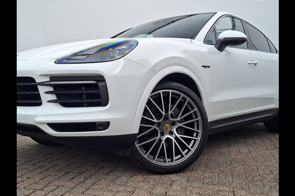 Porsche Cayenne Coupé 3.0 E-Hybrid Pano Trekhaak(3500) 360° Adapt.Cruise Memory Leder
