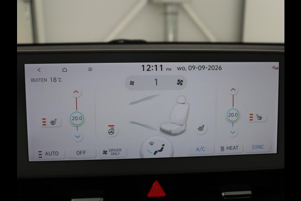 Hyundai IONIQ 5 Connect 77.4 kWh | SOH 94,1% | Half leder | Stuur/stoel verwarming Adaptive cruise | Trekhaak | BOSE sound | Camera | Park assist | Carplay | Climate control | Full LED