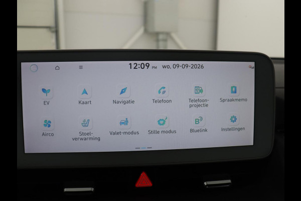 Hyundai IONIQ 5 Connect 77.4 kWh | SOH 94,1% | Half leder | Stuur/stoel verwarming Adaptive cruise | Trekhaak | BOSE sound | Camera | Park assist | Carplay | Climate control | Full LED