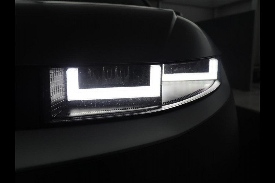 Hyundai IONIQ 5 Connect 77.4 kWh | SOH 94,1% | Half leder | Stuur/stoel verwarming Adaptive cruise | Trekhaak | BOSE sound | Camera | Park assist | Carplay | Climate control | Full LED