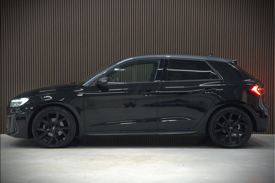 Audi A1 Sportback 35 TFSI S Line edition one S-Line | Bang & Olufsen | Stoelverwarming | Cruise Control | Ambiance Verlichting | Navigatie | Parkeersensoren | Apple Carplay | Climate Control | B&O | LED