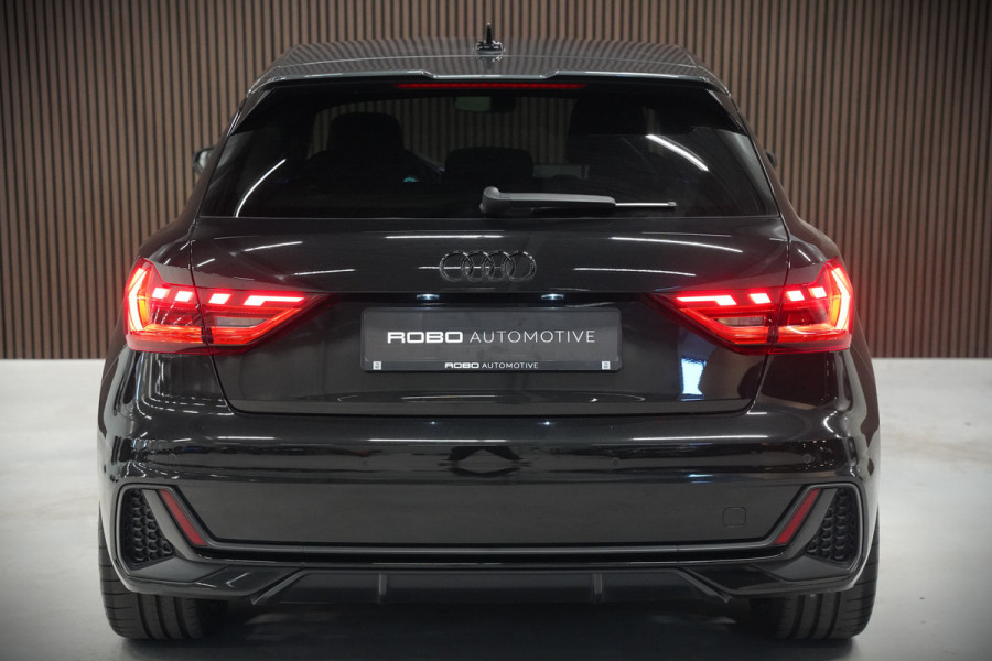 Audi A1 Sportback 35 TFSI S Line edition one S-Line | Bang & Olufsen | Stoelverwarming | Cruise Control | Ambiance Verlichting | Navigatie | Parkeersensoren | Apple Carplay | Climate Control | B&O | LED