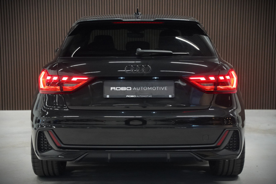 Audi A1 Sportback 35 TFSI S Line edition one S-Line | Bang & Olufsen | Stoelverwarming | Cruise Control | Ambiance Verlichting | Navigatie | Parkeersensoren | Apple Carplay | Climate Control | B&O | LED