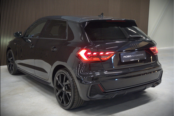Audi A1 Sportback 35 TFSI S Line edition one S-Line | Bang & Olufsen | Stoelverwarming | Cruise Control | Ambiance Verlichting | Navigatie | Parkeersensoren | Apple Carplay | Climate Control | B&O | LED