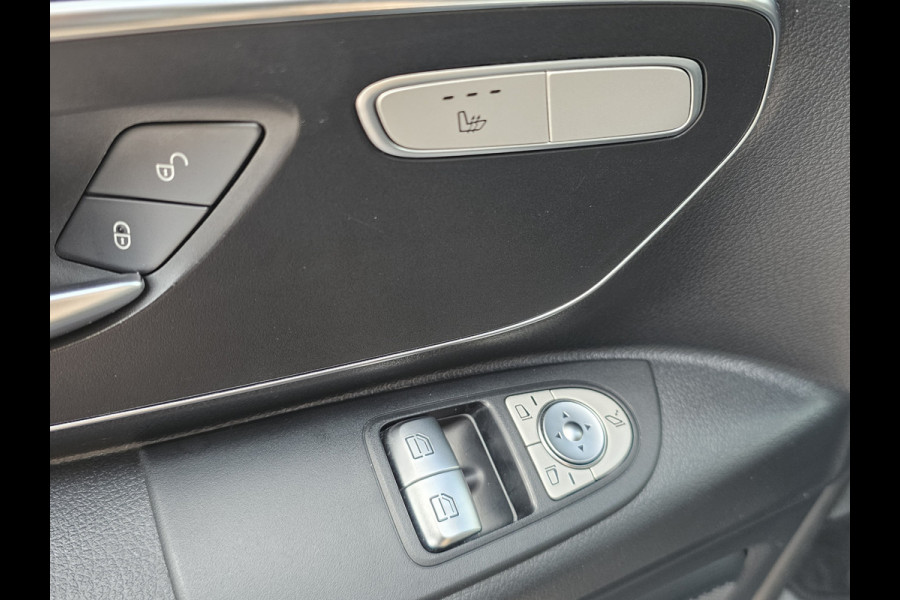 Mercedes-Benz Vito 119 CDI Lang DC Sport | Automaat | LED | 2x schuifdeur | Trekhaak | Leder | Stoelverwarming | Navi | ACC | Achterdeuren |