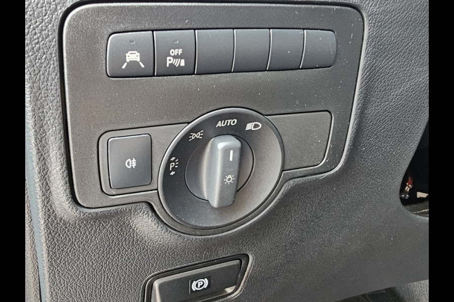 Mercedes-Benz Vito 119 CDI Lang DC Sport | Automaat | LED | 2x schuifdeur | Trekhaak | Leder | Stoelverwarming | Navi | ACC | Achterdeuren |