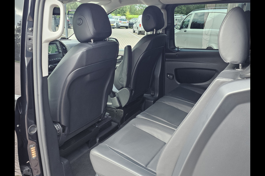 Mercedes-Benz Vito 119 CDI Lang DC Sport | Automaat | LED | 2x schuifdeur | Trekhaak | Leder | Stoelverwarming | Navi | ACC | Achterdeuren |