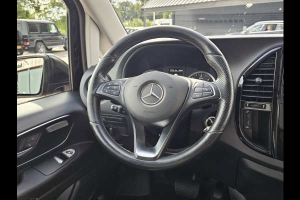 Mercedes-Benz Vito 119 CDI Lang DC Sport | Automaat | LED | 2x schuifdeur | Trekhaak | Leder | Stoelverwarming | Navi | ACC | Achterdeuren |