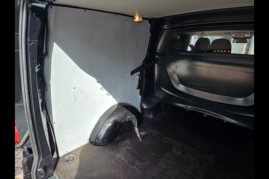 Mercedes-Benz Vito 119 CDI Lang DC Sport | Automaat | LED | 2x schuifdeur | Trekhaak | Leder | Stoelverwarming | Navi | ACC | Achterdeuren |