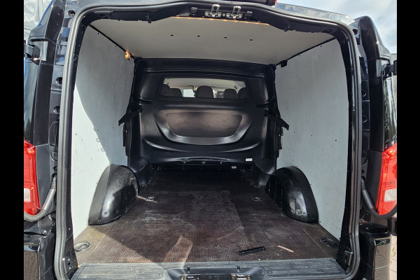Mercedes-Benz Vito 119 CDI Lang DC Sport | Automaat | LED | 2x schuifdeur | Trekhaak | Leder | Stoelverwarming | Navi | ACC | Achterdeuren |
