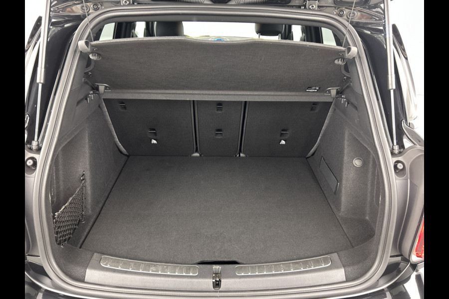MINI Countryman 1.5 136 PK Aut. Cooper Business Edition. Sportstoelen/Camera