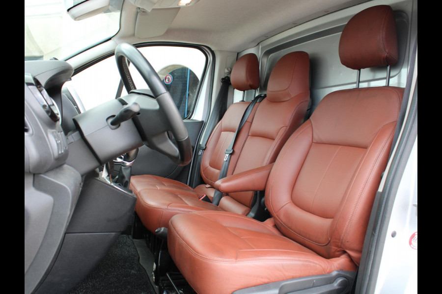 Renault Trafic 2.0 dCi 170 T29 L1H1 Luxe | ACHTERUITRIJCAMERA | NAVIGATIE |
