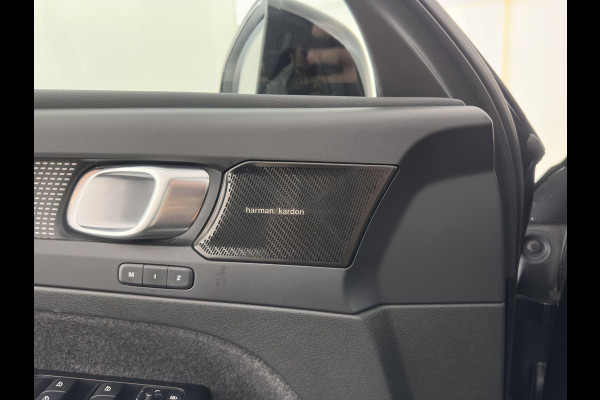Volvo XC40 Recharge Pro [3-Fase-11kW] {SoH-94%} (INCL.BTW) Aut. *PANO | MEMORY-PACK | HARMAN/KARDON | ADAPTIVE-CRUISE | DIGI-COCKPIT | BLIND-SPOT | NAVI-FULLMAP | CAMERA | ECC | PDC | KEYLESS | HEATED-SPORTSEATS | 20''ALU*