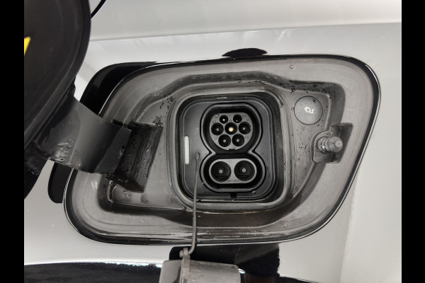 Volvo XC40 Recharge Pro [3-Fase-11kW] {SoH-94%} (INCL.BTW) Aut. *PANO | MEMORY-PACK | HARMAN/KARDON | ADAPTIVE-CRUISE | DIGI-COCKPIT | BLIND-SPOT | NAVI-FULLMAP | CAMERA | ECC | PDC | KEYLESS | HEATED-SPORTSEATS | 20''ALU*