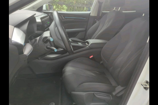 MG Mg5 electric Long Range Comfort 61 kWh NL-AUTO | NAVI | CAMERA | LAGE STAND