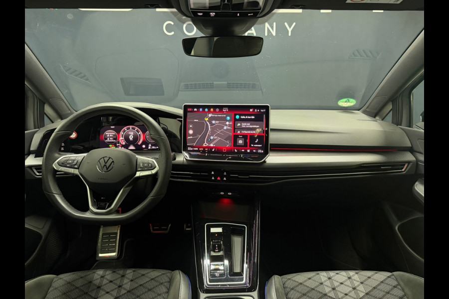 Volkswagen Golf 1.5 eTSI R-Line Pano|IQ|Dodehoek|Camera|ACC