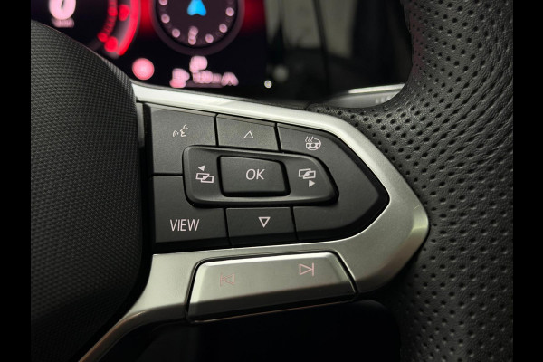 Volkswagen Golf 1.5 eTSI R-Line Pano|IQ|Dodehoek|Camera|ACC