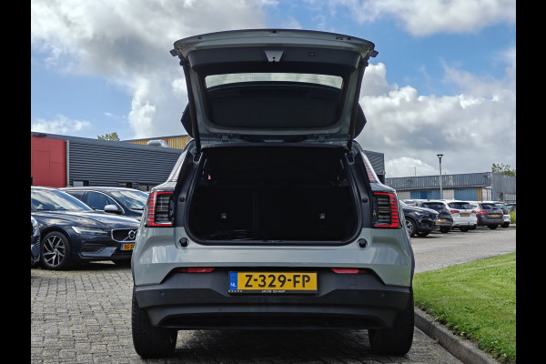 Volvo EX30 Extended Range 272PK Plus 69 kWh | BLIS | Stoel/Stuur verwarm. | Camera Achter | H&K | PDC V+A |