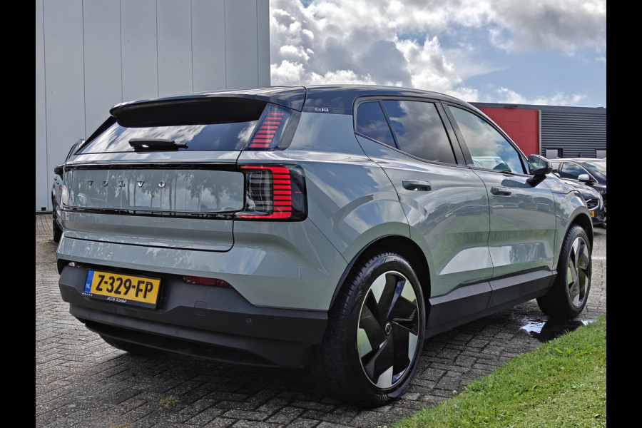 Volvo EX30 Extended Range 272PK Plus 69 kWh | BLIS | Stoel/Stuur verwarm. | Camera Achter | H&K | PDC V+A |