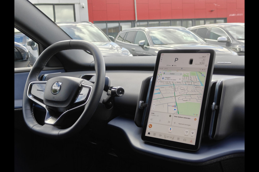 Volvo EX30 Extended Range 272PK Plus 69 kWh | BLIS | Stoel/Stuur verwarm. | Camera Achter | H&K | PDC V+A |