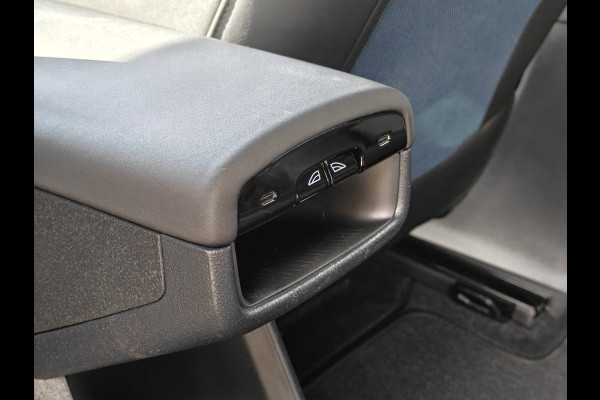 Volvo EX30 Extended Range 272PK Plus 69 kWh | BLIS | Stoel/Stuur verwarm. | Camera Achter | H&K | PDC V+A |