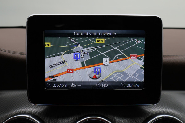 Mercedes-Benz CLA-Klasse Shooting Brake 250 Airco, Pano, Leer, Navi, PDC, Sportstoelen, Trekhaak, 18"
