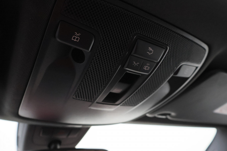 Mercedes-Benz CLA-Klasse Shooting Brake 250 Airco, Pano, Leer, Navi, PDC, Sportstoelen, Trekhaak, 18"