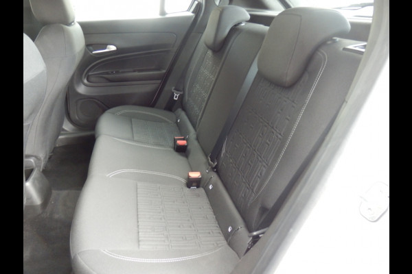 Fiat 600 1.2 Hybride Urban