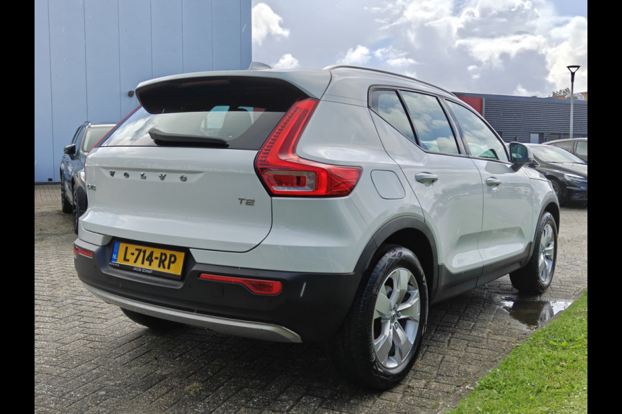 Volvo XC40 T2 130PK Automaat Momentum | Carplay | PDC V+A | Cruise Control | 18'' | DAB |