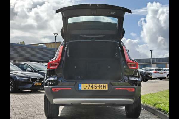 Volvo XC40 T4 211PK Plug-in Hybrid Inscription | PDC V+A | Trekhaak | Camera Achter | ACC | Leder | Stoel/Stuur verwarm. | Elektr. Kofferklep |