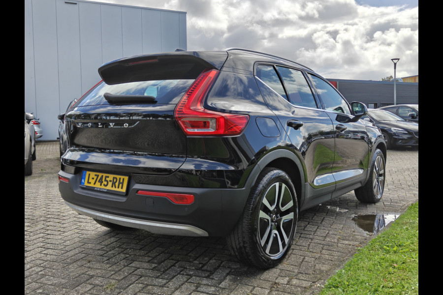 Volvo XC40 T4 211PK Plug-in Hybrid Inscription | PDC V+A | Trekhaak | Camera Achter | ACC | Leder | Stoel/Stuur verwarm. | Elektr. Kofferklep |