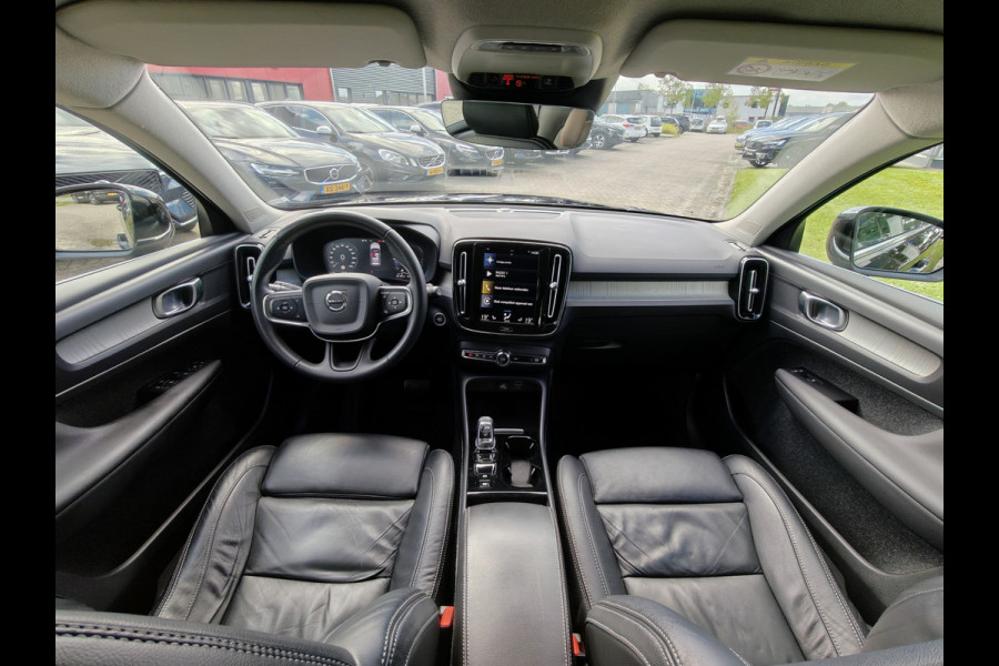 Volvo XC40 T4 211PK Plug-in Hybrid Inscription | PDC V+A | Trekhaak | Camera Achter | ACC | Leder | Stoel/Stuur verwarm. | Elektr. Kofferklep |