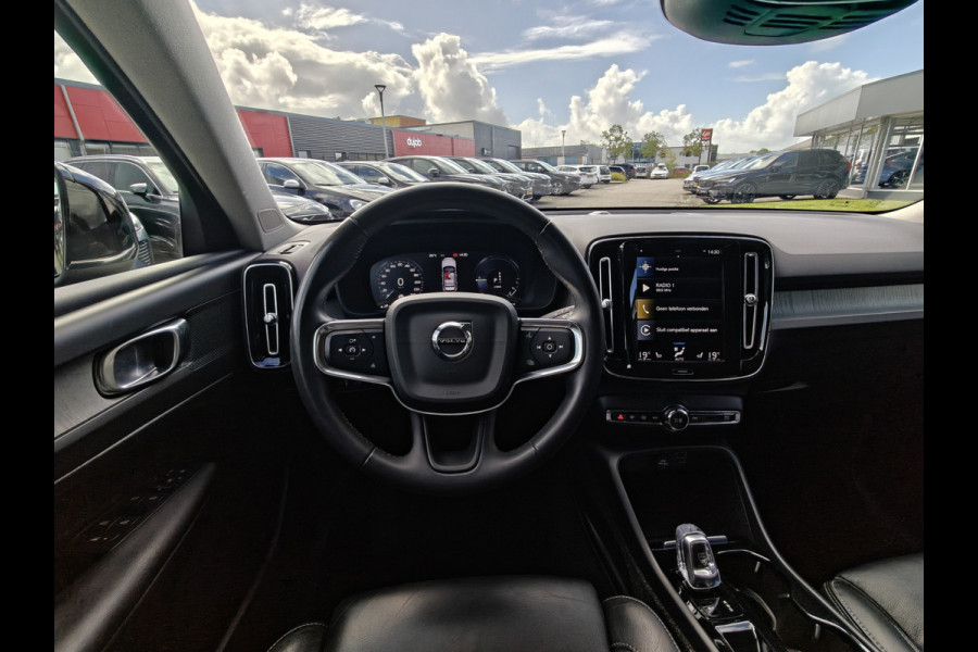 Volvo XC40 T4 211PK Plug-in Hybrid Inscription | PDC V+A | Trekhaak | Camera Achter | ACC | Leder | Stoel/Stuur verwarm. | Elektr. Kofferklep |