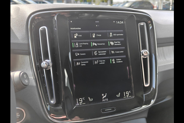 Volvo XC40 T4 211PK Plug-in Hybrid Inscription | PDC V+A | Trekhaak | Camera Achter | ACC | Leder | Stoel/Stuur verwarm. | Elektr. Kofferklep |